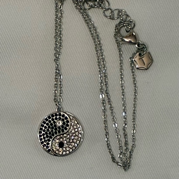 Touchstone Crystal by Swarovski Necklace - Picture 2 of 3